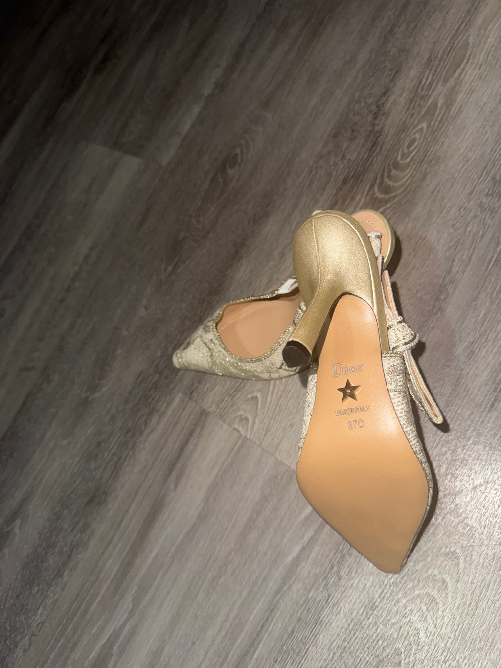 CD HEELS